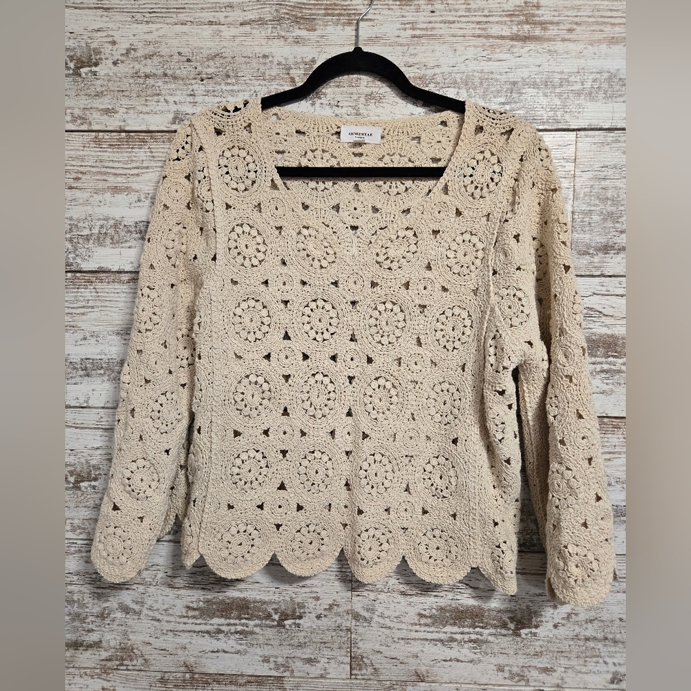 AnnieWear LA Crochet Bell Sleeve Blouse. Size L/XL